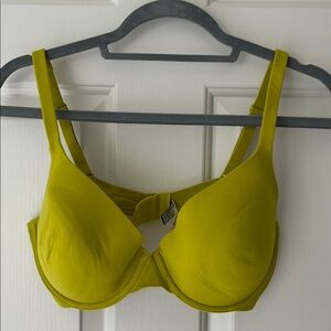 Victoria's Secret Lime Green Bra